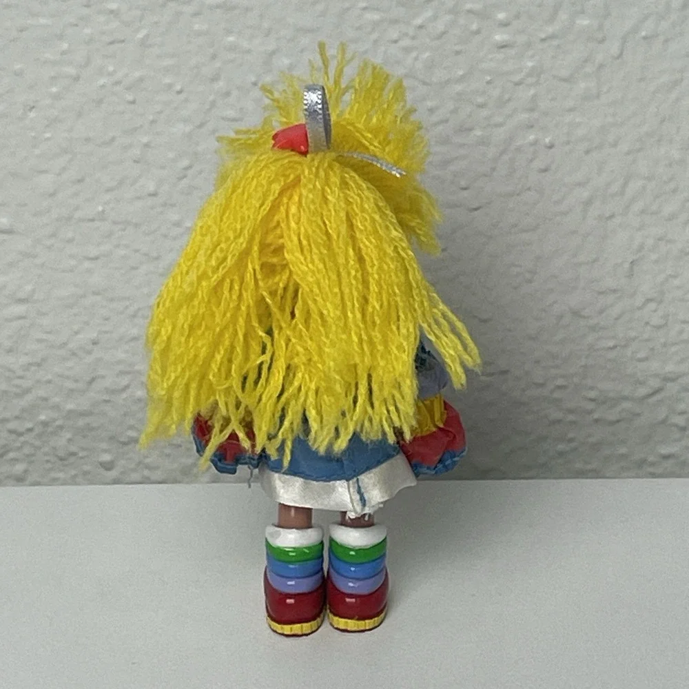 Vintage 1983 Rainbow Brite Doll Plastic Figure 4.5